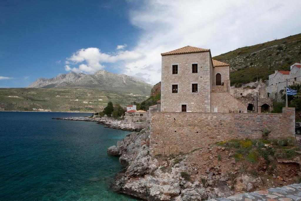 Mavromichalai Otel Liménion Dış mekan fotoğraf